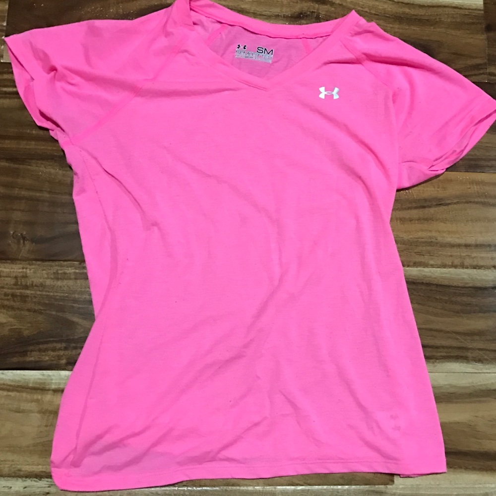 Pink Under Armour tshirt
